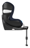 Cybex Sirona M i-Size in forward configuration, view from the side