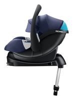 Recaro infant carrier Guardia on isofix base