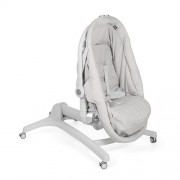 Chicco BABY HUG 4 IN 1 - Glacial - als erster Stuhl am Tisch